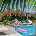 Maui Poolside Hotel Laganas