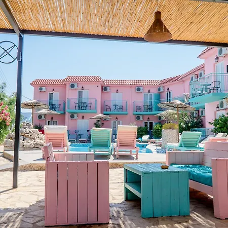 Maui Poolside 2* Laganas